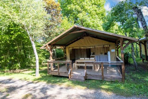 Saint-Martial-de-Nabirat Other | Tente Lodge 2 personnes