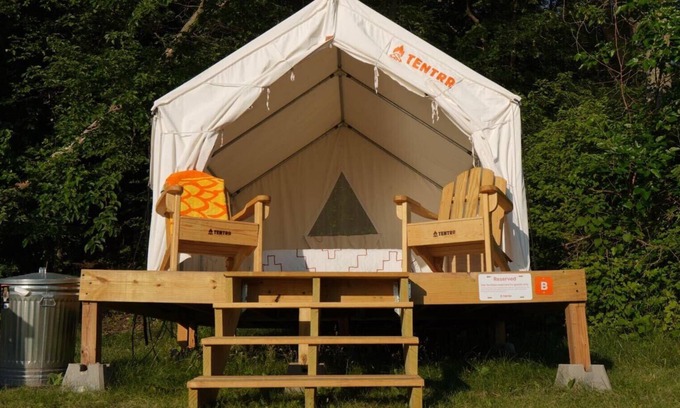 Burbank RV Rental | Tentrr State Park Site - Nebraska Ponca State Park – Riverview B – Single Camp