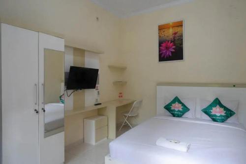 Pogung Lor Hotel | Teratai Guesthouse Mitra RedDoorz near Tugu Yogyakarta