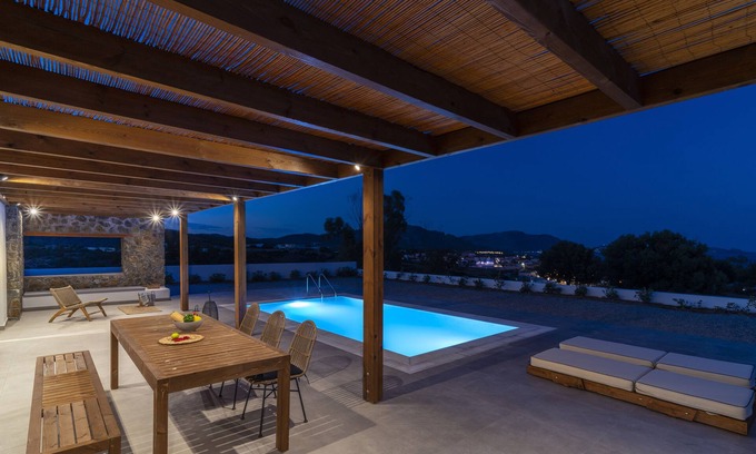 Kiotari House | Terra d'Oro Sea view villa with private pool