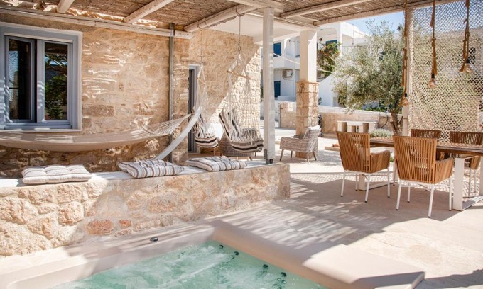 Souvala House | TERRA E SOLE spa suite Aegina