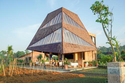 Sayan Villa | Terra Sayan