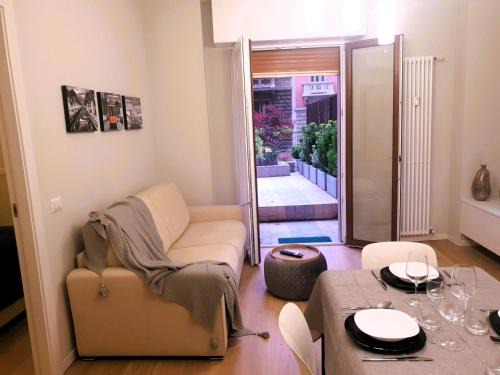 Ponte Seveso Apartment | Terrace Charming in Milano Centrale