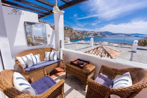 Almunecar Apartment | Terrace House Marina Views