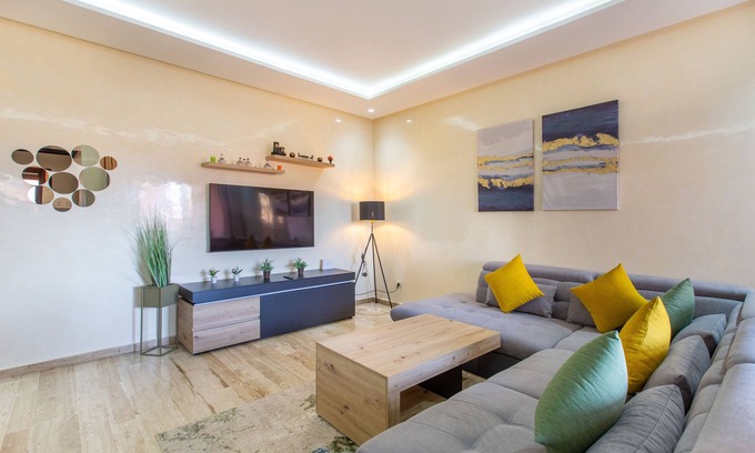 Gueliz Apartment | ☀️ Terrace, in Gueliz Near Carré Eden, Parking