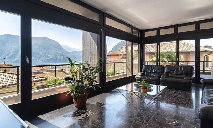 Lugano Apartment | Terrace on the lake,private garage