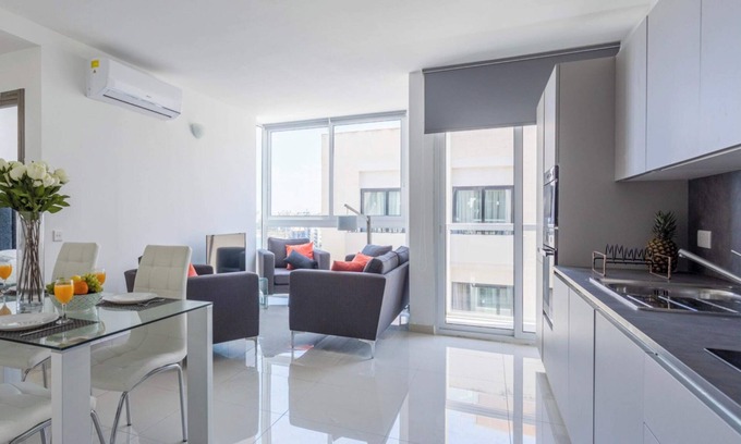 Paceville Apartment | Terrace & Sea Views - Saint Julian's Spacious 3BR