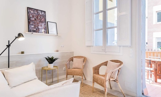 la Vila de Gracia Apartment | Terrace, sun and local lifestyle in Gracia