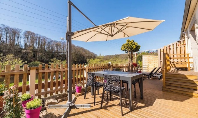 Lannion Apartment | Terrasse, charme & nature en coeur de Lannion
