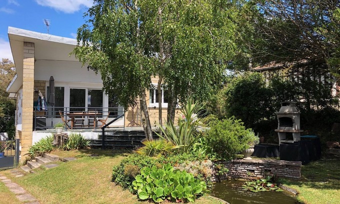 Ouistreham House | "Terrasse" located 200 m from the beach and 500 m from the town center