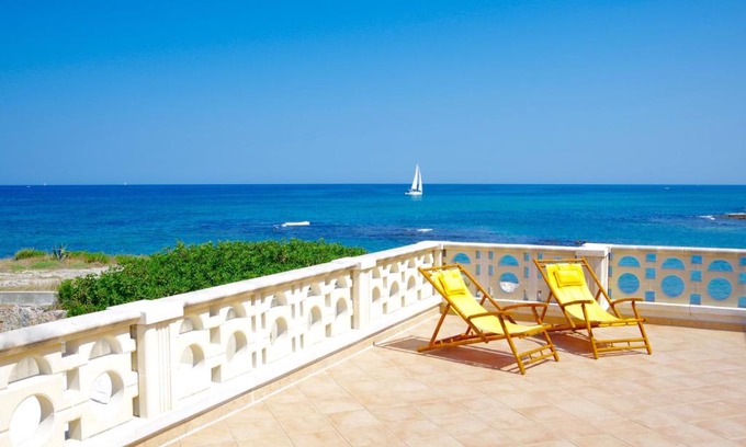 Villanova Apartment | Terrazza sul mare