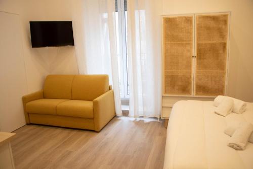 Quartieri Spagnoli Apartment | Terrazza Toledo Suite By Dimorra