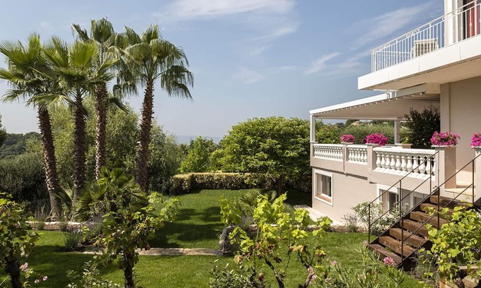 Le Rouret House | Terre de Rêve: Villa with discreet luxury