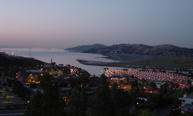 Greenbrae Apartment | Terrific apartment in Larkspur with stunning view & modern amenities