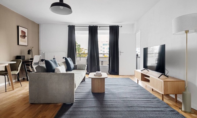 Wilmersdorf Apartment | Terrific Charlottenburg Studio, Fully Furnished, by Blueground