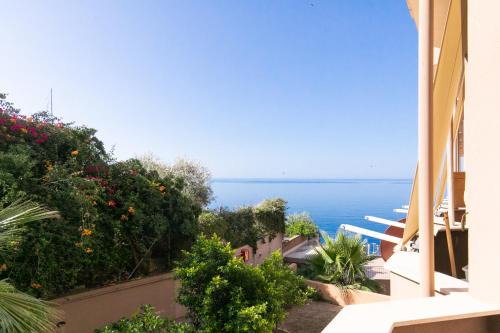 Teulada Apartment | Teulada cozy flat with pool and beach access