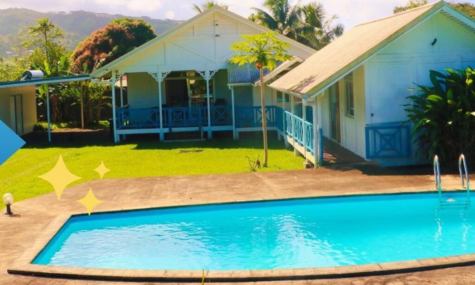 Taravao House | TEVIHOUSE 2 Bedrooms House or-and Bungalow with Pool