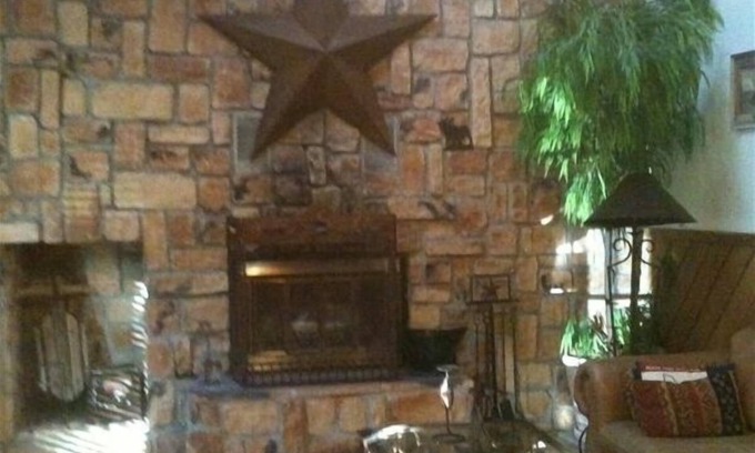 Alto Cabin | Texas House: Mountain Home in Ruidoso/Alto Lakes Golf & CC. New Heating & A/C
