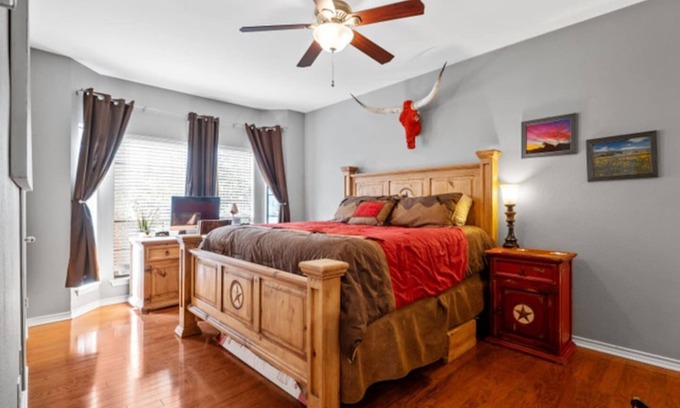 North University House | TexasRanchHome on UTCampus