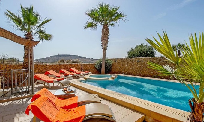 Ghasri House | Tfiefa Holiday Home