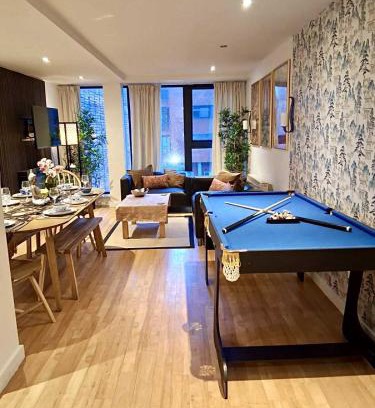 Bordesley Apartment | Thai Suite Haven with Pool table - Nexflix - City centre, Free parking