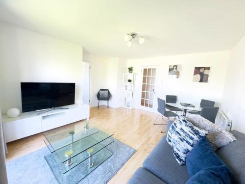 Woolwich Riverside Apartment | Thames view apartment in London