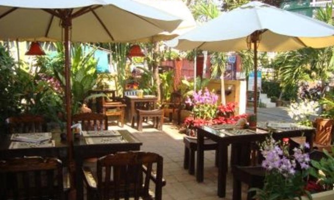 Old City Hostel | Thapae Gate Lodge