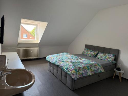 Alt-Knielingen House | Thasy House