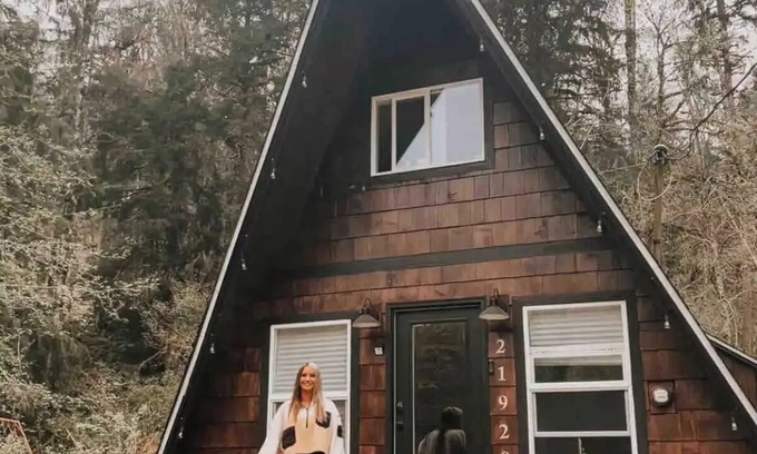 Gold Bar Cabin | That PNW Cabin, a Photographers creekside A-Framen