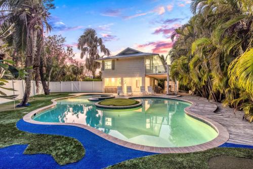 Anna Maria House | The 19th Hole - 238