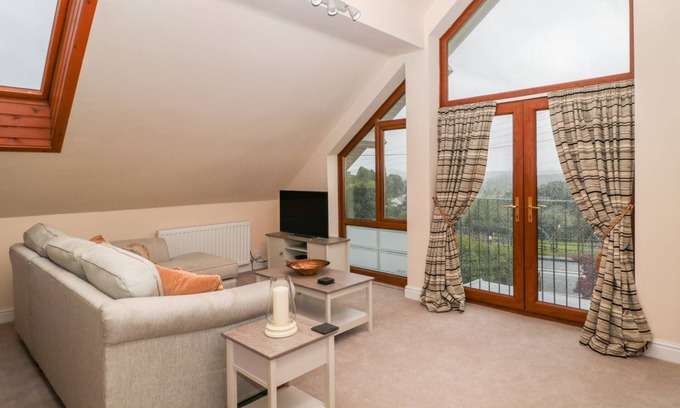 Stocksfield Cottage | THE AITCHES, family friendly, with a garden in Stocksfield