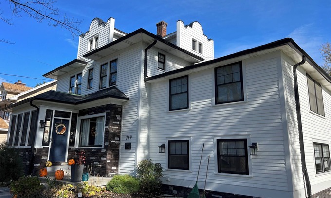 Hamburg House | The Alamo! Historic Sears & Roebuck Showcase