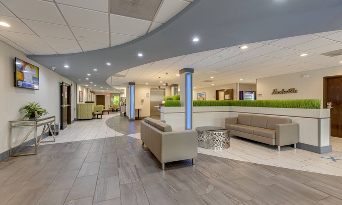Nashville Hotel | The Alexis Inn & Suites - Nashville Airport
