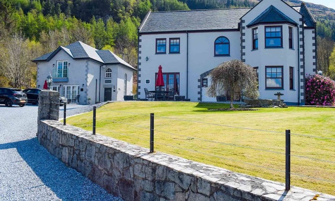 West Laroch Apartment | The Allanbreck Hideaway - sleeps 2 guests in 1 bedroom