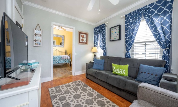 Ocean Grove Apartment | The Allenhurst, Beach Apartment 15 - Midsize 1.5 Bedroom - with Living Area, Ki