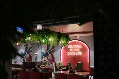 Ajmer Hotel | The Ambassador - Hotel & Conference Center