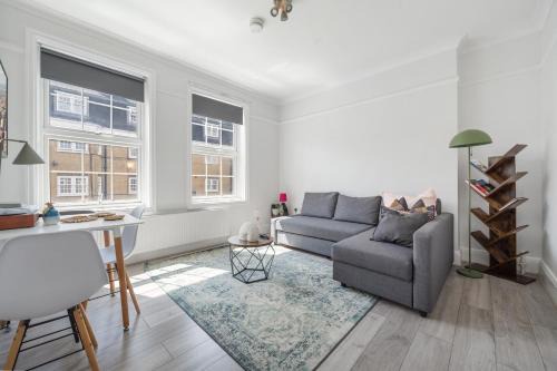 St. Pancras and Somers Town Apartment | The Anchor in Kings Cross ZONE 1 !