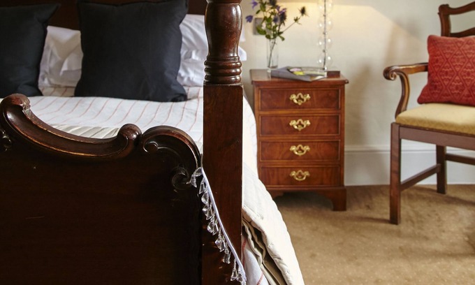 Midhurst Hotel | The Angel Inn