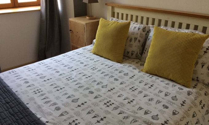 Maisonnais-sur-Tardoire Bed & Breakfast | The Annexe Chadalais