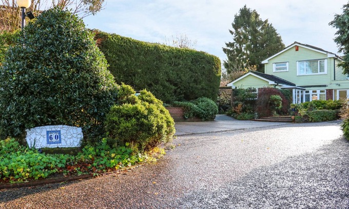 Poringland Cottage | THE ANNEX AT 60 RECTORY LANE, with a garden in Poringland