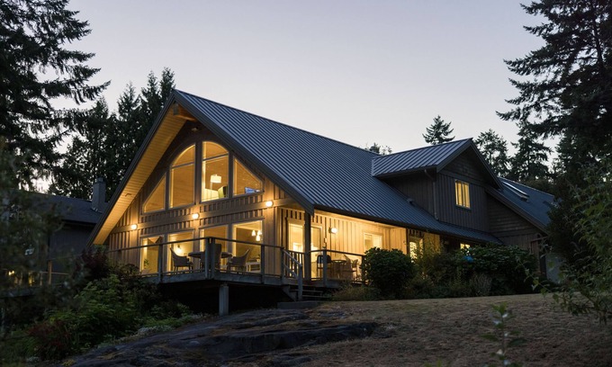 Halfmoon Bay House | The Annex- Family Fun on Sargeant Bay