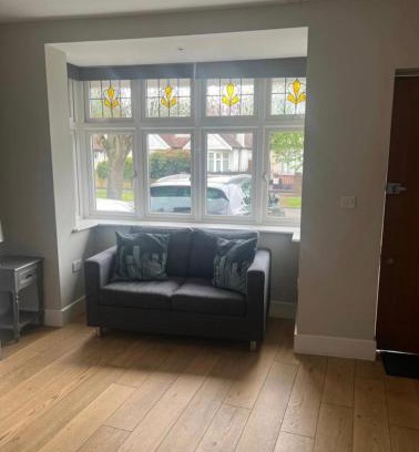 Ickenham Apartment | The Annex