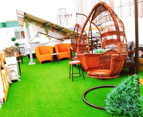 Dongnae District Apartment | The Antique