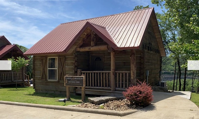 Branson Cabin | The Antler's Point Cabin is a private log cabin in the heart of Branson.