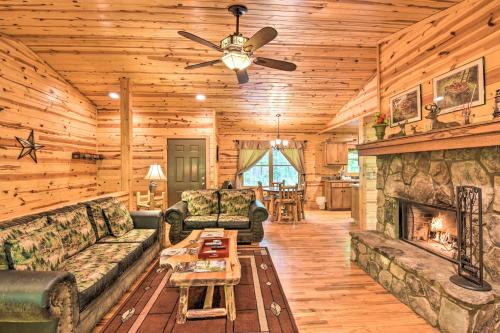 Helen House | The Apple Dumpling Cabin Pool Table, Grill