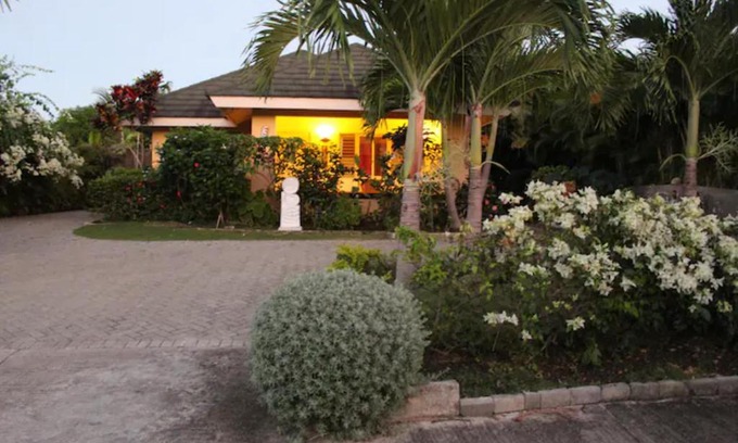 St. Ann's Bay Villa | The Artist Place Villa at Richmond Estates St Ann