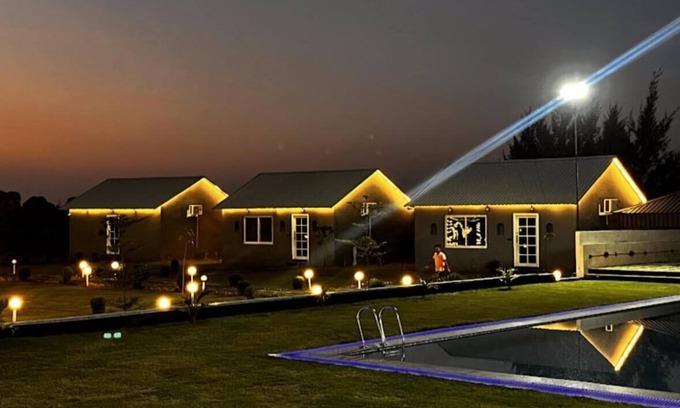 Gurugram Hotel | The Ashoka Farms & Resort