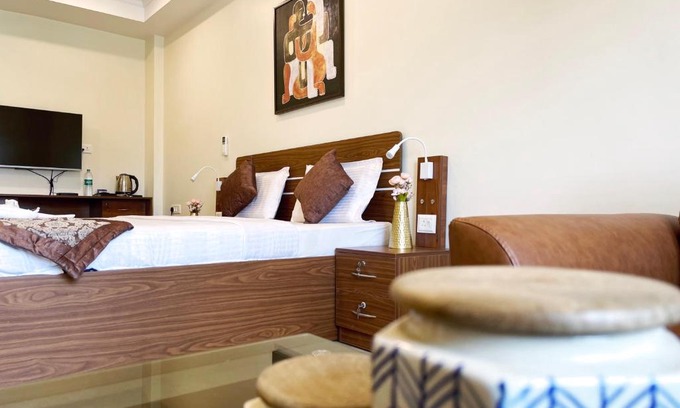 Kolkata House | The Aster Heritage Gold