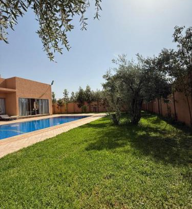 Ait Zat Villa | The Atlas View and Elegant Villa Marrakech