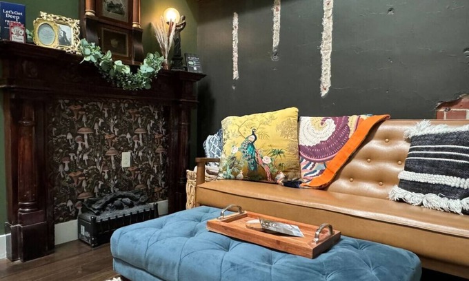 Perryville Hotel | The Atrium A Boutique Hotel Suite 15
